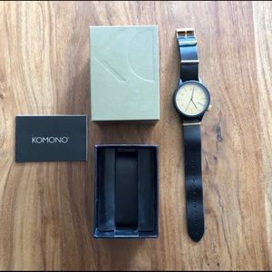 Kimono Watch Black and Gold Magnus Style